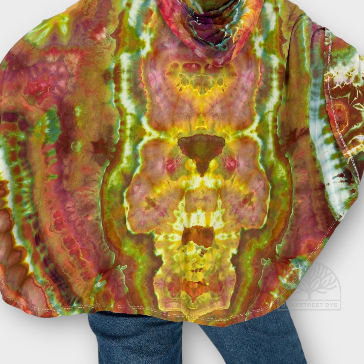 Rainbow Daze Short Cape | One Size